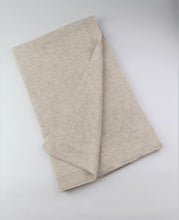 Lade das Bild in den Galerie-Viewer, Babyset Erstlingsset beige mit Schühchen