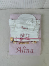 Lade das Bild in den Galerie-Viewer, Babyset Erstlingsset Pique dusty khaki